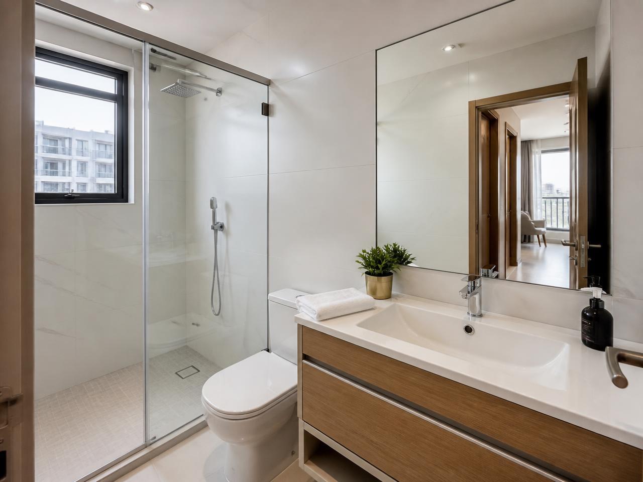 Salle de bain et WC modernes de l'appartement